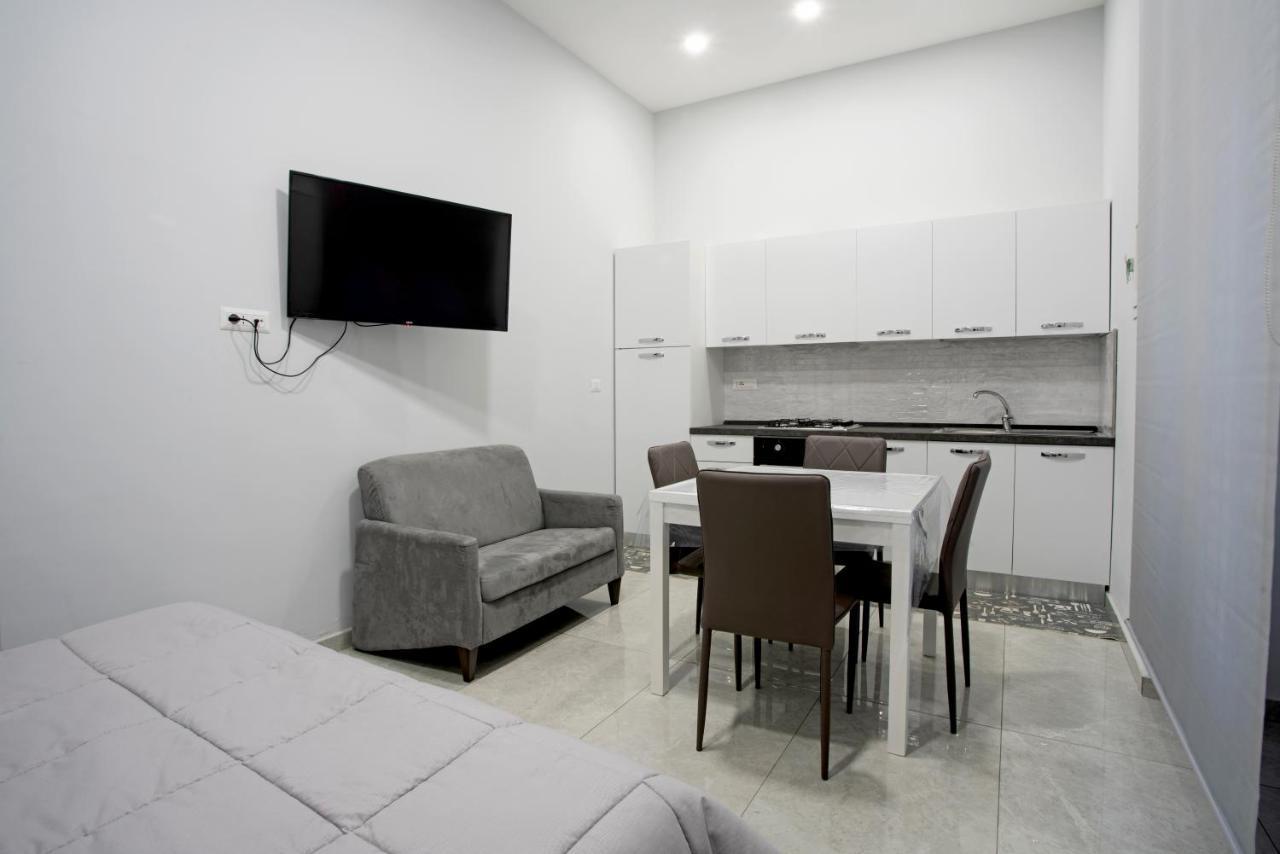 Giovi'S Apartments Castellammare di Stabia Exteriör bild